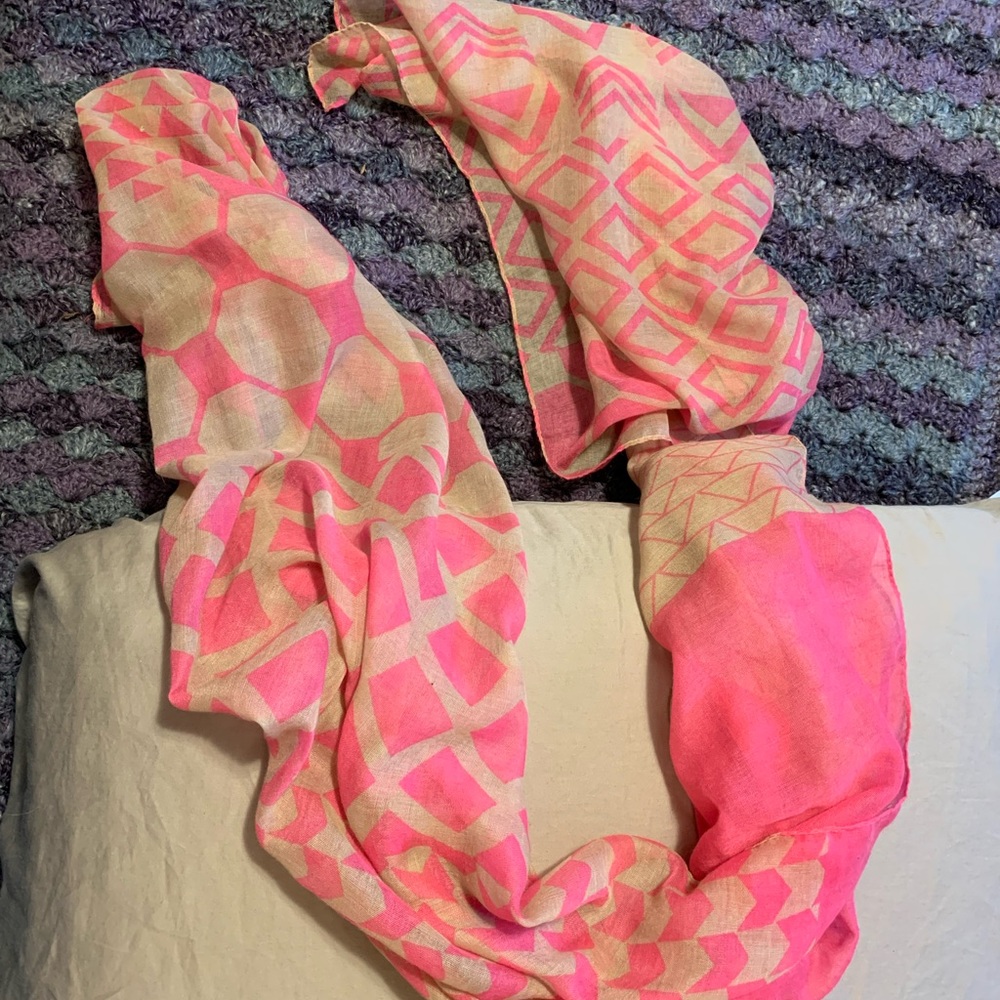 Gauzy geometric hot pink scarf